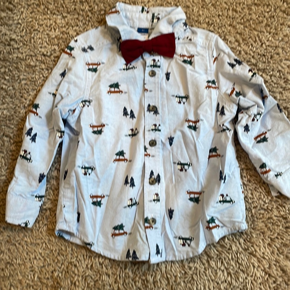 Old Navy button up bow tie holiday shirt
